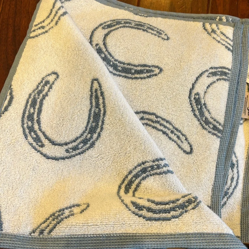 Set of 2 Wrangler Blue and White Horseshoe Bath Towels
